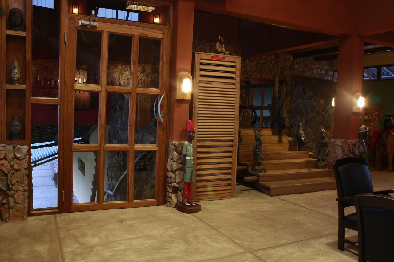 Hillburi Aburi Exterior foto